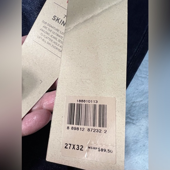 NWT LEVI’S 711 Skinny Jeans 27 - Picture 6 of 10